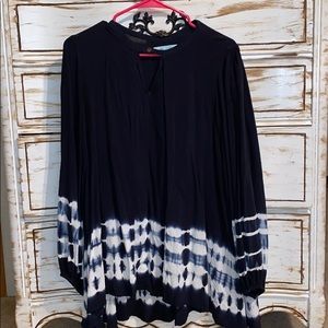 Women’s tie dye flowy blouse